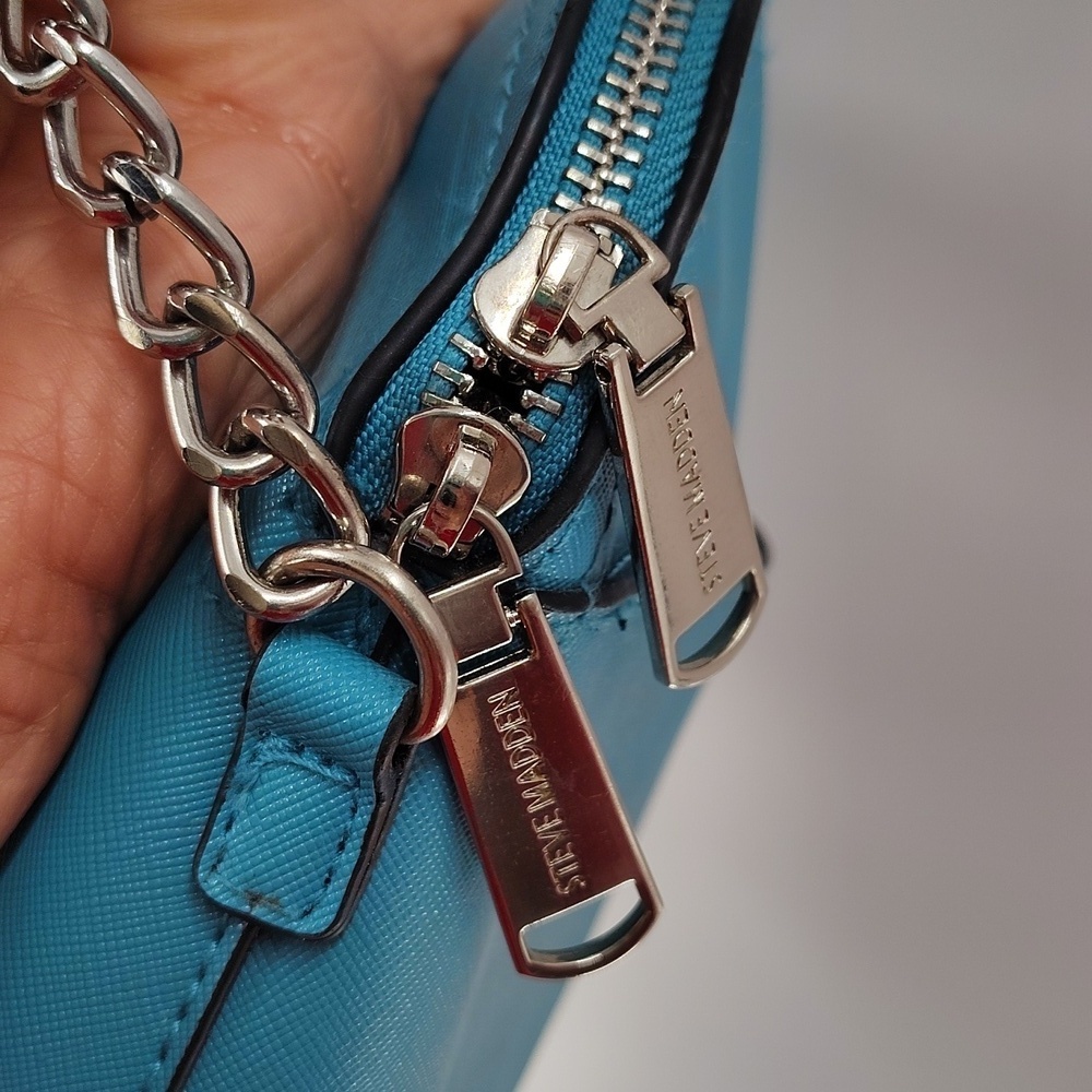 Steve Madden Teal Blue Zip Top Partial Chain Strap Crossbody Bag - Picture 5 of 9